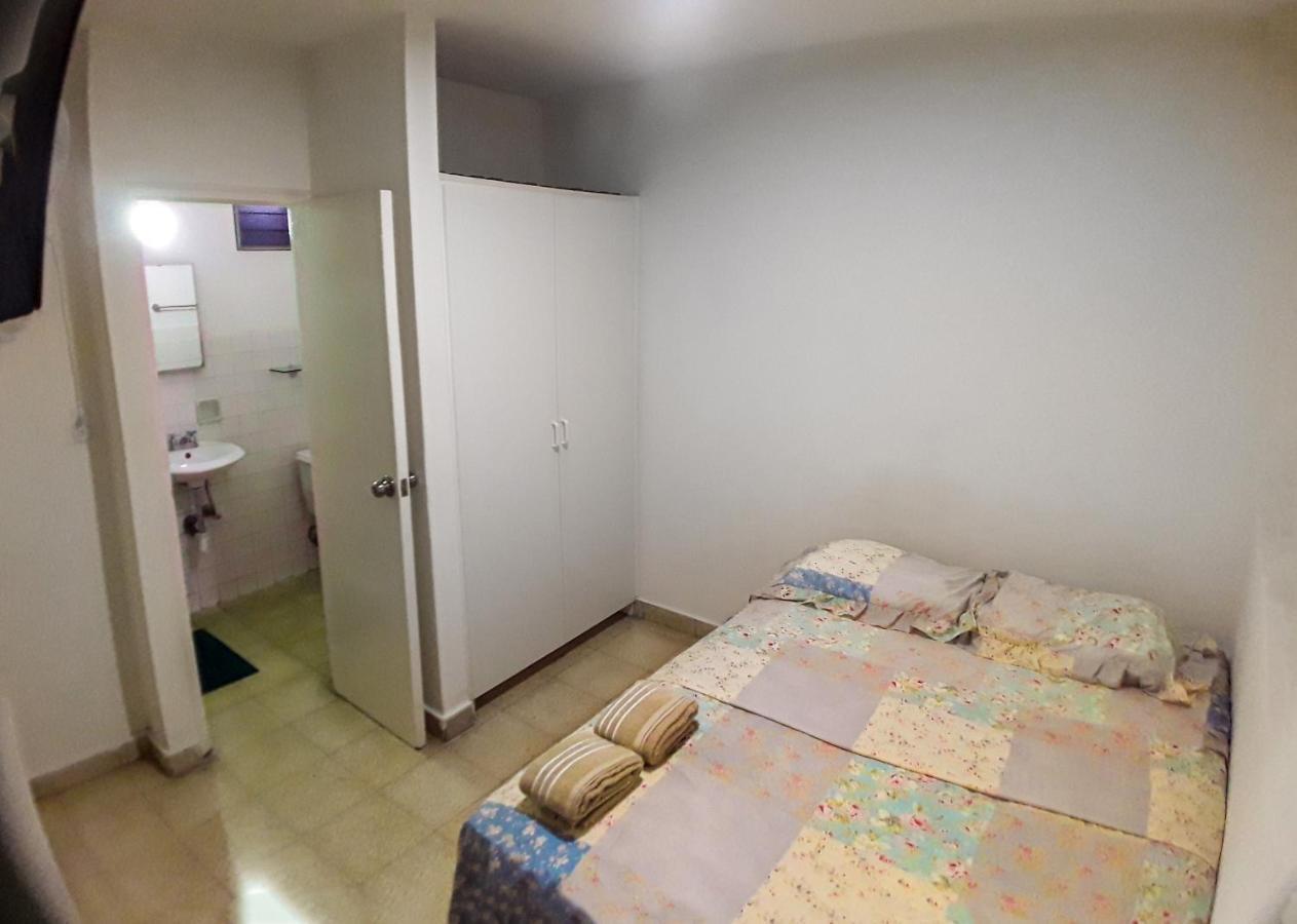 Privadas En Un Departamento Encantador Alloggio in famiglia